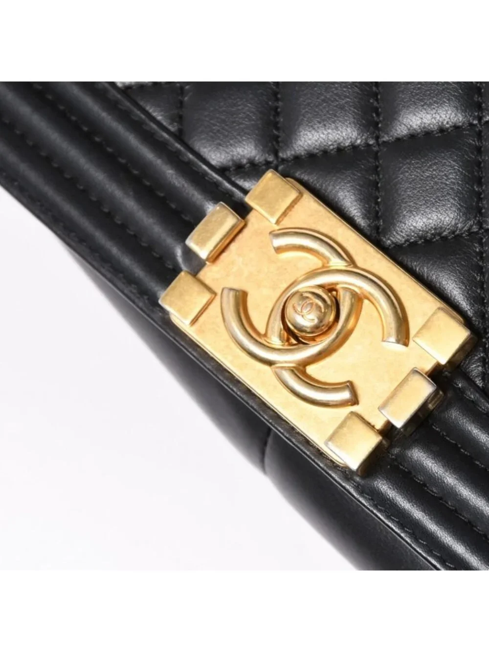Chanel Boy 25 Chain Shoulder Bag Base CC Logo Lambskin Black